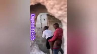 Straight from school she came to fuck in my ghetto