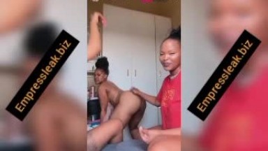 3 hookup girls goes naked live on Instagram