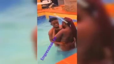 One stupid guy fucking his girlfriend in the pool